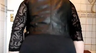 عشيقة سيسي إلهة الغنائم twerking
