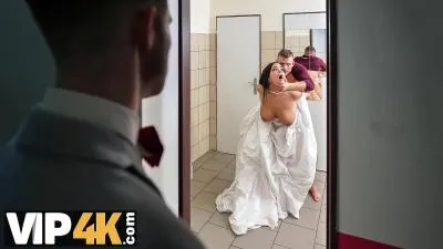 Bride4k والفترة مغامرة مرحاض مغلق