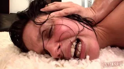 صغيرتي pawg بوبي ستار الحمار مارس الجنس الخام والصعب