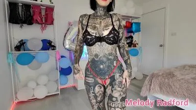 تجربة البكيني الصغير من haul melody radford