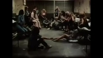 الحرارة بالسلاسل أنا (1983)